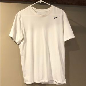 Men’s Nike tee